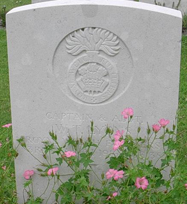 Captain William Thomas Lyons grave