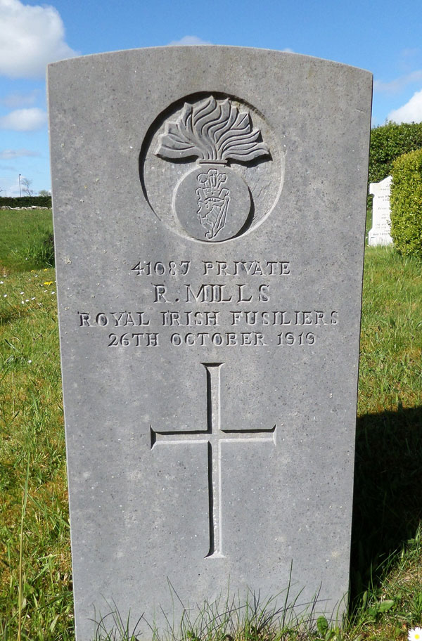 R Mills' gravestone
