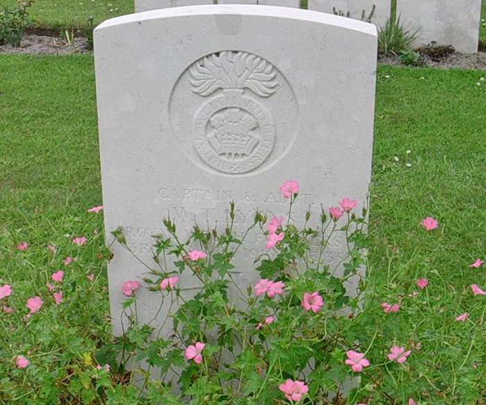 Captain William Thomas Lyons grave